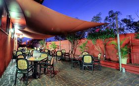 Halls Creek Motel